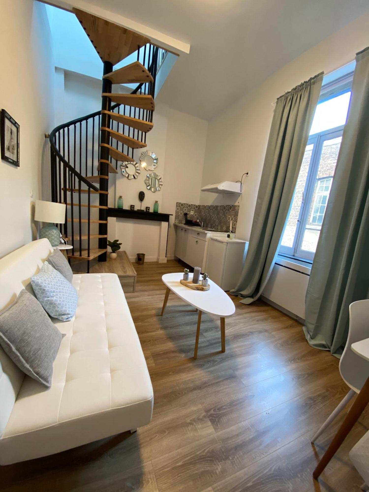 Apartement City Center Mons Zewnętrze zdjęcie